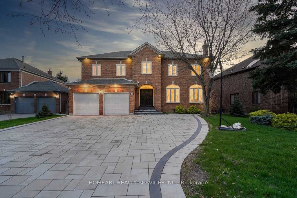 69 Ava Crescent, Richmond Hill