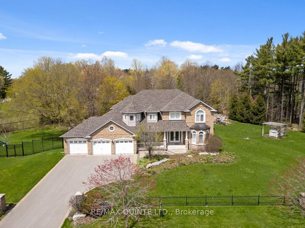 2 Treeview Avenue, Whitchurch-Stouffville