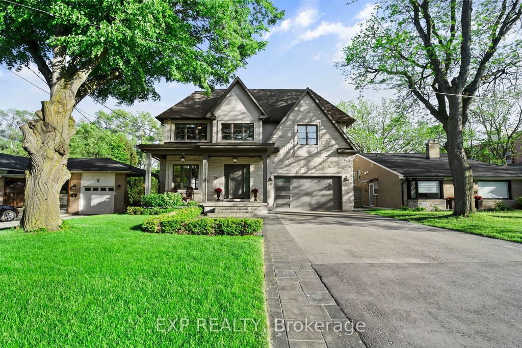 74 Bedford Park Avenue, Richmond Hill