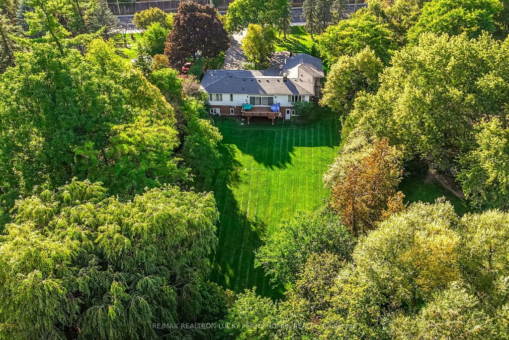 9799 Warden Avenue, Markham
