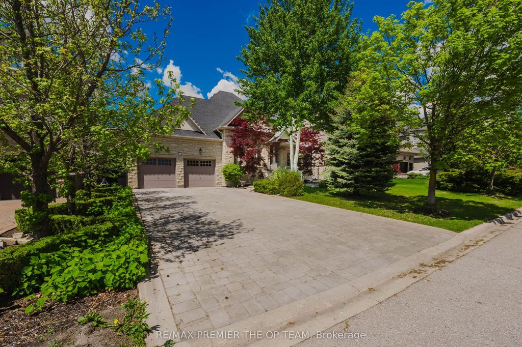56 Park Ridge Drive, Vaughan