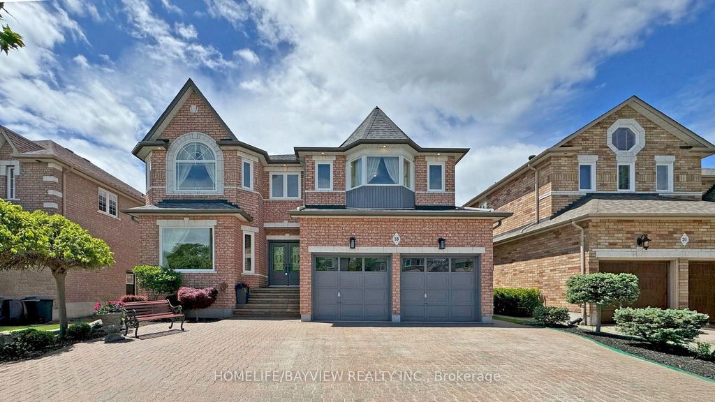 18 Marinucci Court, Richmond Hill