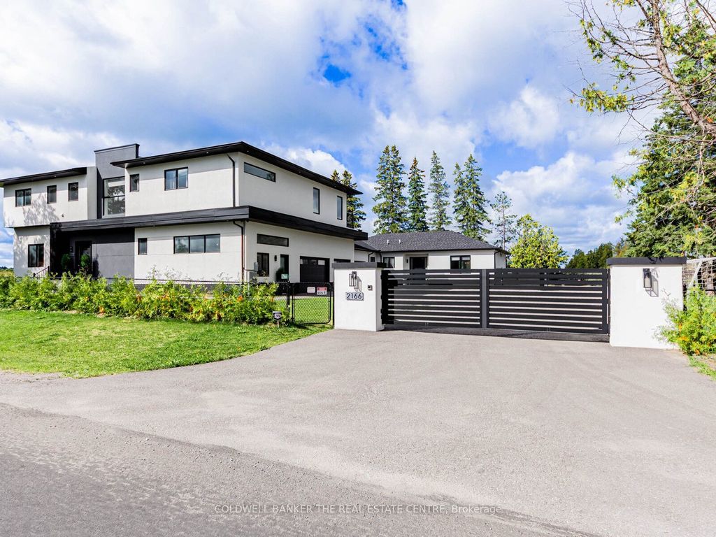 2166 10th Side Road, Bradford West Gwillimbury