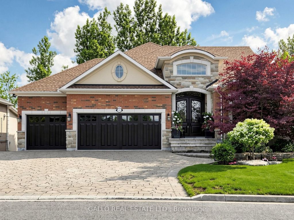 55 Maurovista Court, Whitchurch-Stouffville