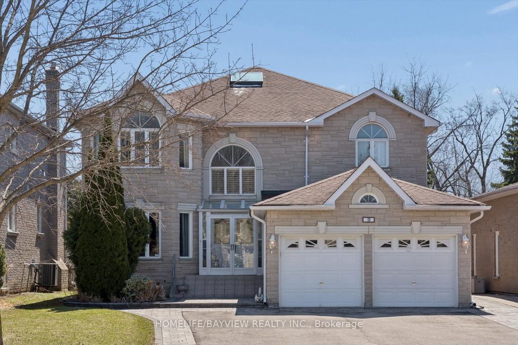 11 Sorrento Drive, Richmond Hill
