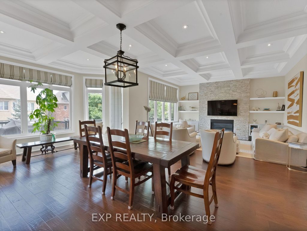 85 Royal West Road, Markham
