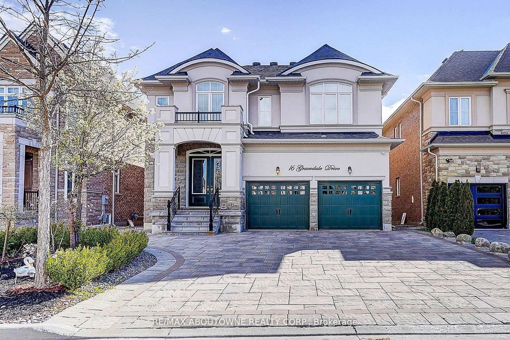 16 Gracedale Drive, Richmond Hill
