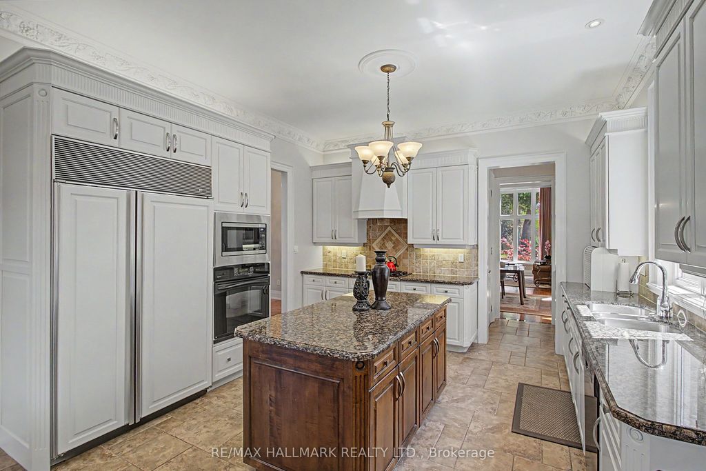 102 Duncan Road, Richmond Hill