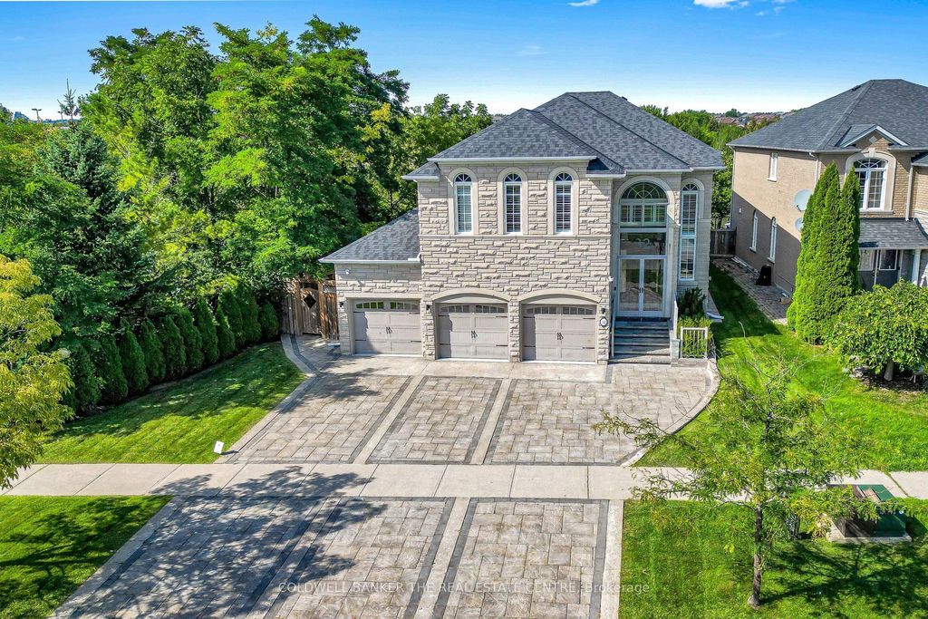 32 Princeton Avenue, Richmond Hill