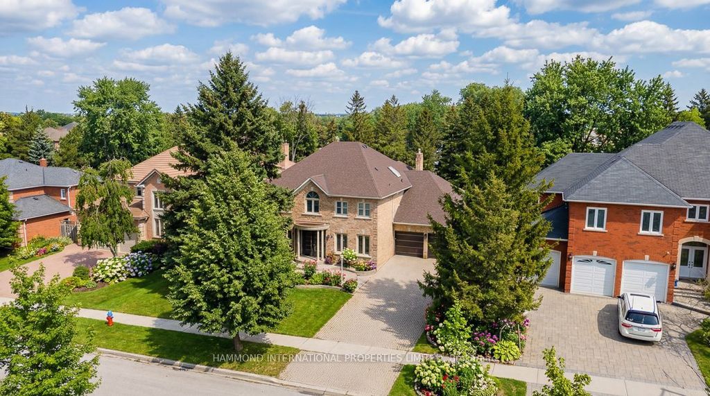 31 Vesta Drive, Richmond Hill