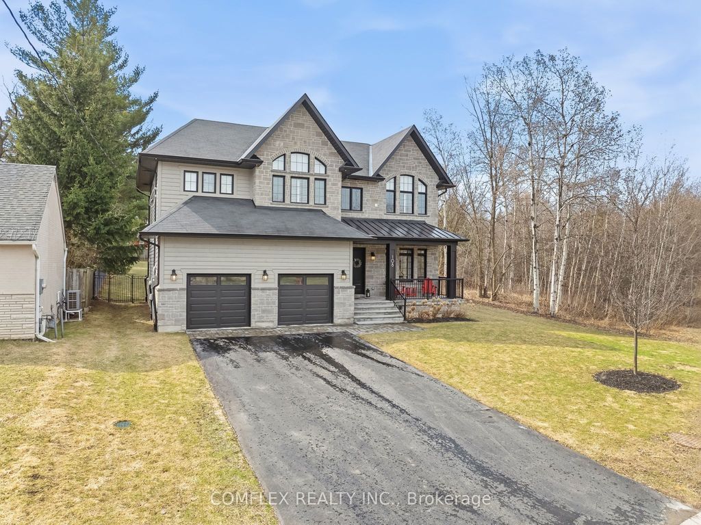 108 Avenue Road, Newmarket