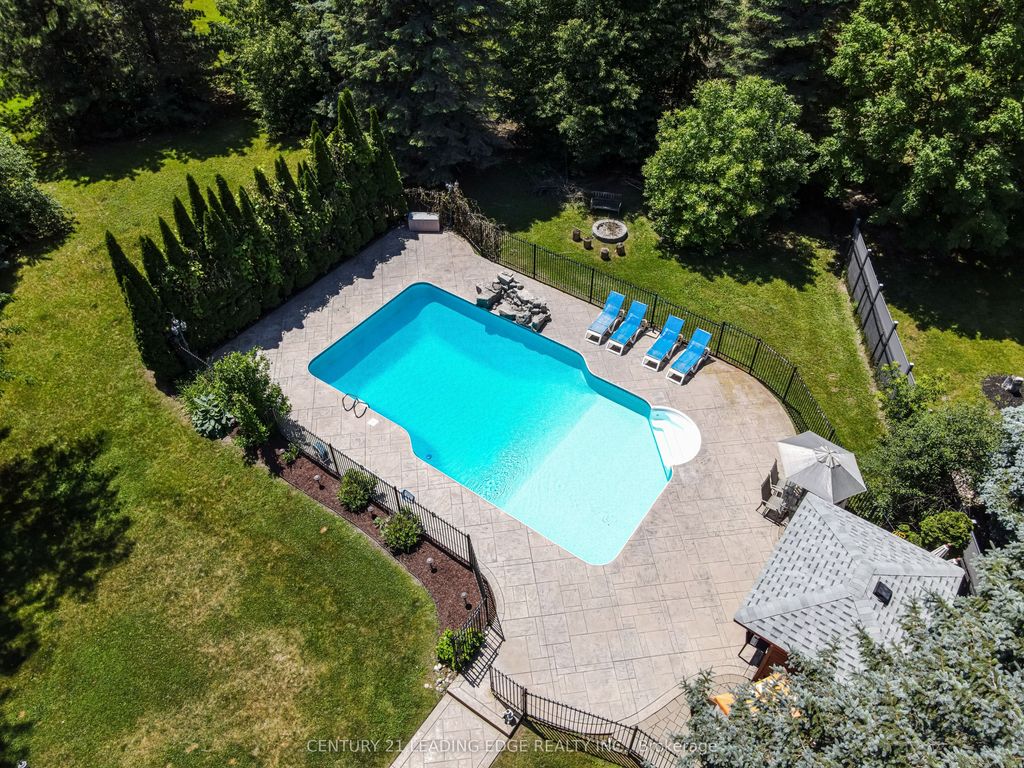 6 Stonegate Street, Whitchurch-Stouffville