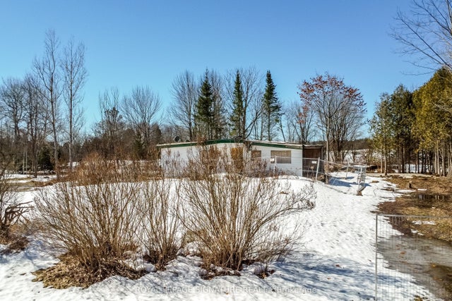 2322 N Orr Lake Road, Springwater