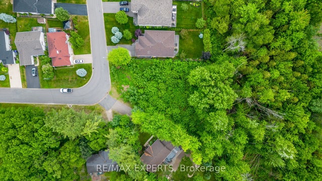 30 Crocus Drive, Wasaga Beach