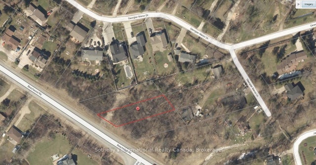 9742 Beachwood Road, Collingwood