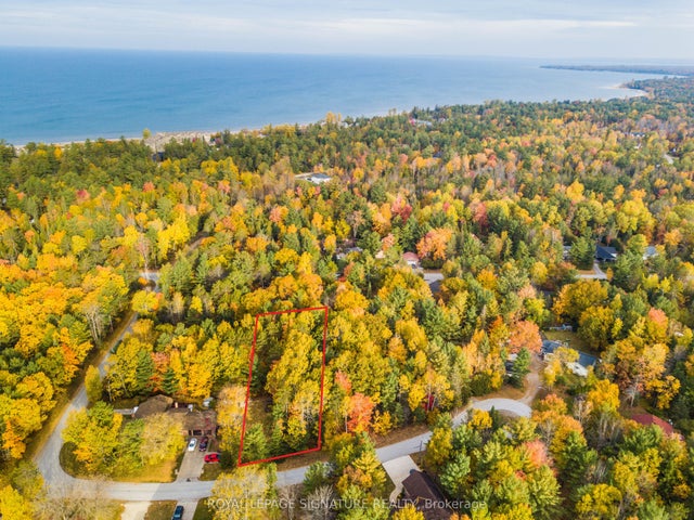 4 Nida Crescent, Wasaga Beach