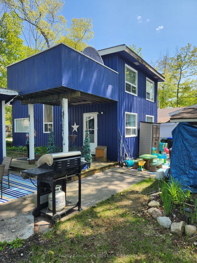48 Tiny Beaches Road N, Tiny