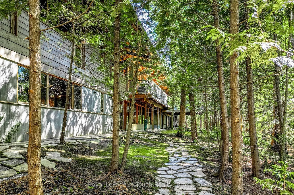 130 Melissa Lane, Tiny