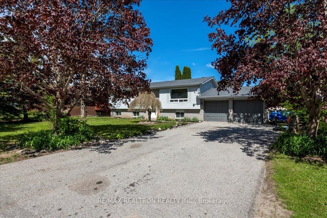 3974 Horseshoe Valley Road W, Springwater