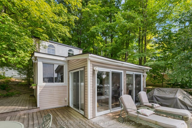 150 Farlain Lake Road E Cottage, Tiny