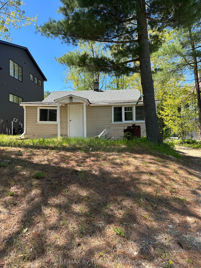 159 Sunnidale Road, Wasaga Beach