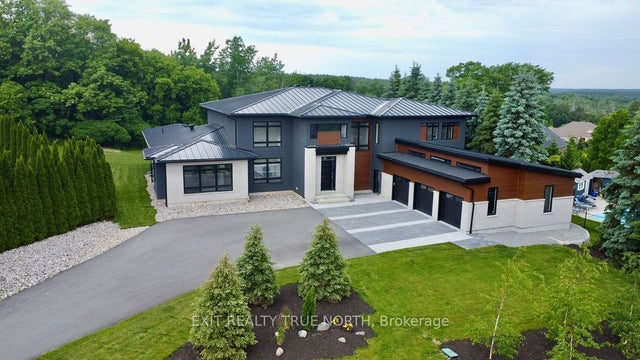 57 Glenhuron Drive, Springwater
