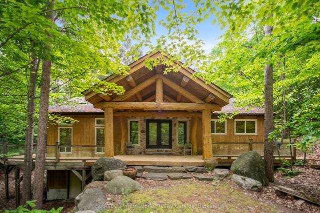 4 Amik Lane, Christian Island 30