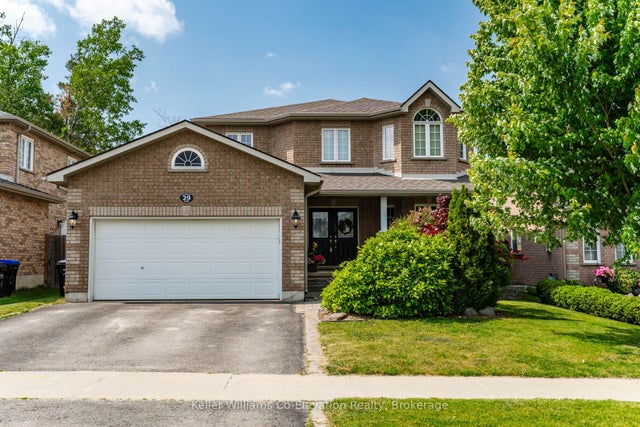 29 Rogers Road, Penetanguishene