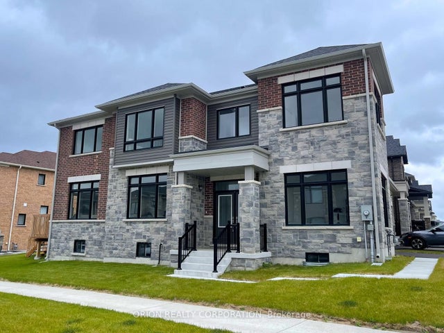 147 Fenchurch Manor, Barrie