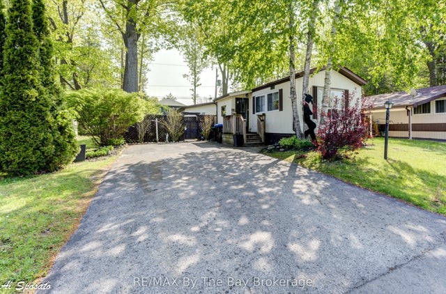 76 Georgian Glen Drive, Wasaga Beach