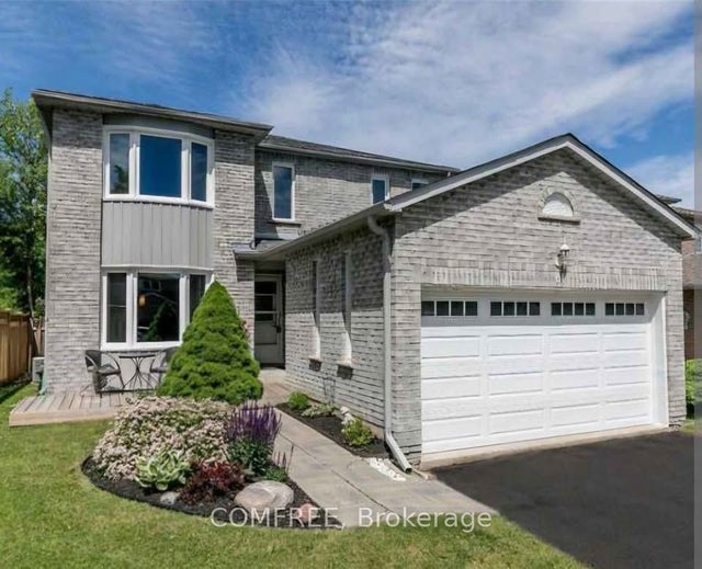 61 Carruthers Crescent, Barrie