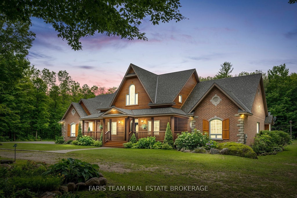 697 Lafontaine Road E, Tiny