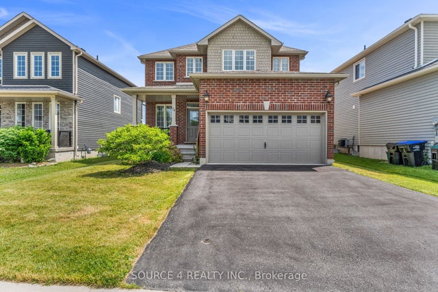 74 Lockerbie Crescent, Collingwood