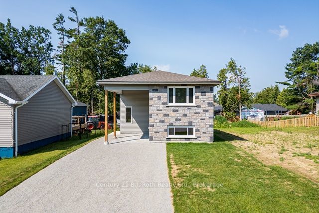 3382 Azcona Avenue, Severn