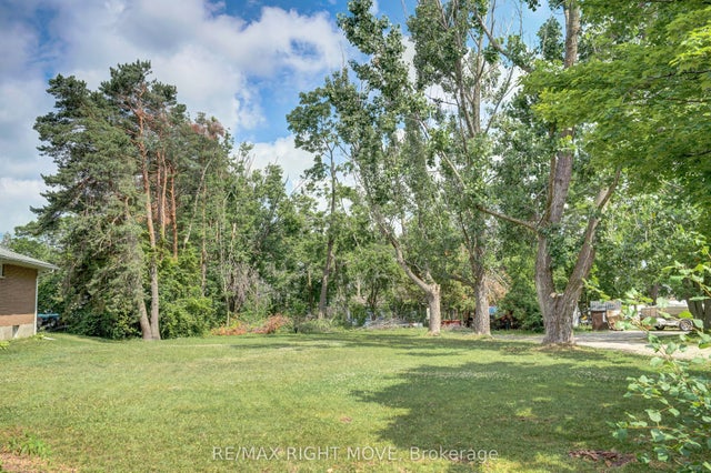 4 Skyline Drive, Orillia