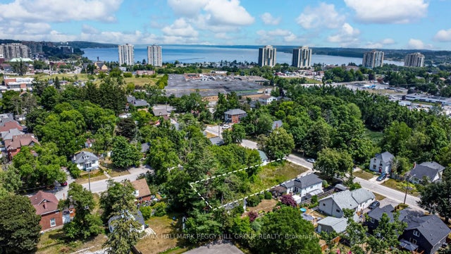 40 Perry Street, Barrie