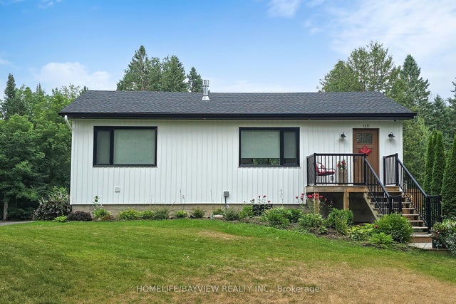 1371 Gill Road, Springwater
