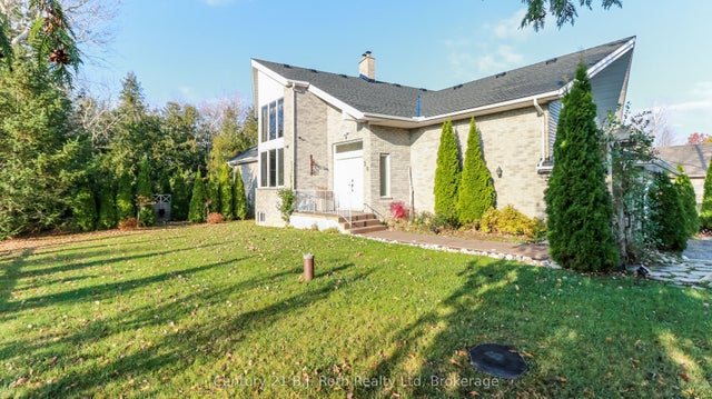 20 Grant Avenue, Tiny