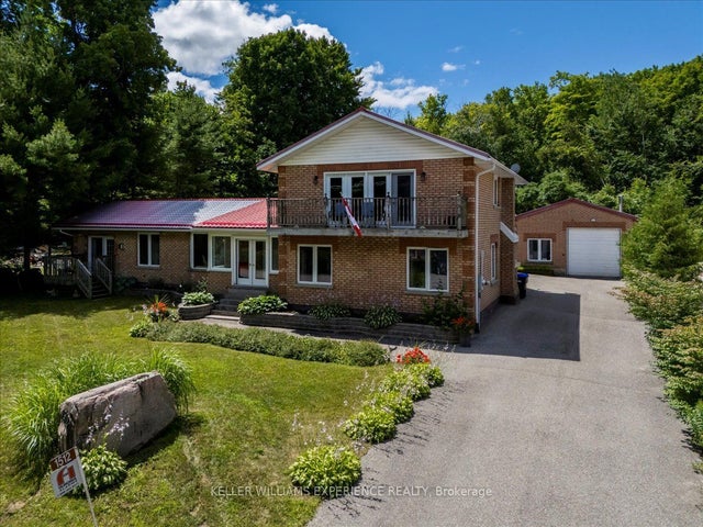 1512 Champlain Road, Tiny