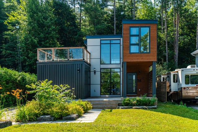 91 Andrew Drive, Tiny