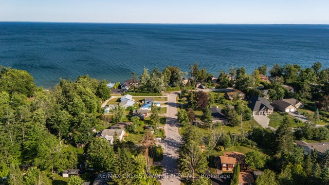 47 Lakeshore Road W, Oro-Medonte