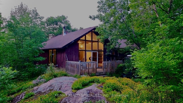 7813 Rama Road, Ramara