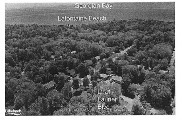 Lot 21 Laurier Boulevard, Tiny