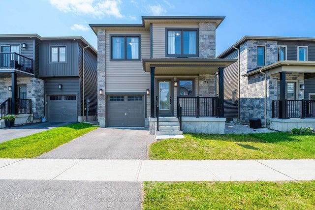 22 Alaskan Heights, Barrie