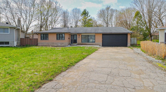 10 Curtiss Court, Barrie
