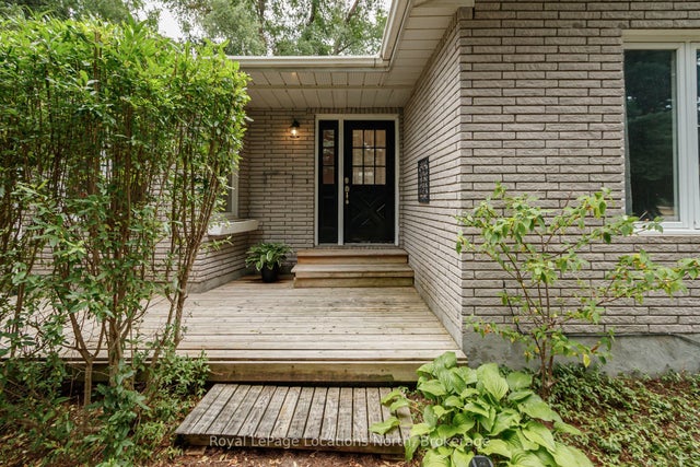 399 Spruce Street, Collingwood