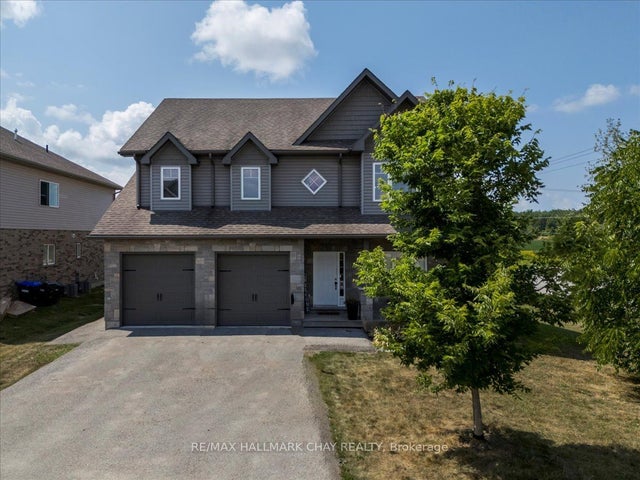 3939 Wood Avenue, Severn