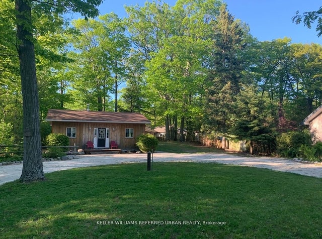 1833 Tiny Beaches Road S, Tiny