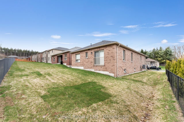 1 Revol Road, Penetanguishene