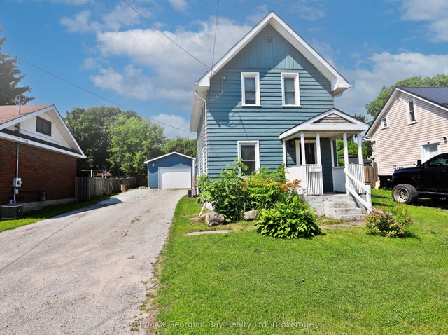 136 Fourth Street, Midland